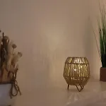 Charme Et Confort Dans Le Centre-ville De Quartier Calme - Lares