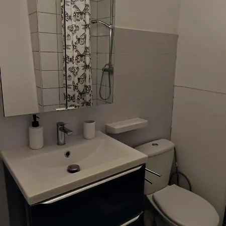 Apartamento Charme Et Confort Dans Le Centre-ville De Quartier Calme - Lares Falaise (Calvados)
